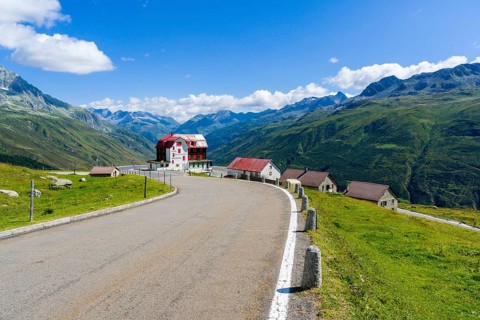 Road leading to Furka Pass