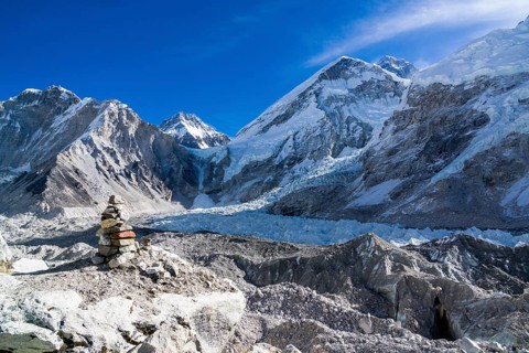 View across the Kumbhu Glacier towards the Kumbhu Icefall