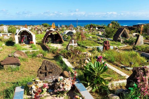 Hanga Roa cemetery