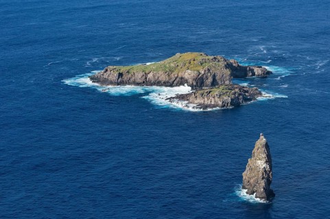 Moto Nui Islet