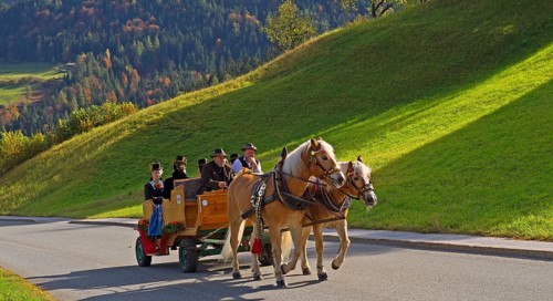Leonhardiritt procession