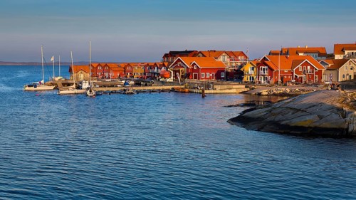 Holiday homes on Karingon island