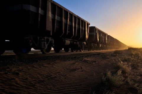 Railway through the desert for the transport of iron ore from M'Haoudat to Nouadhibou port