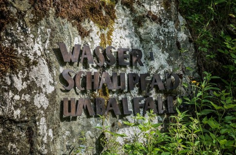 Wasserpfad Umbalfall sign