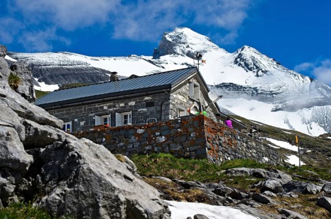 Mountain hut Susanfe