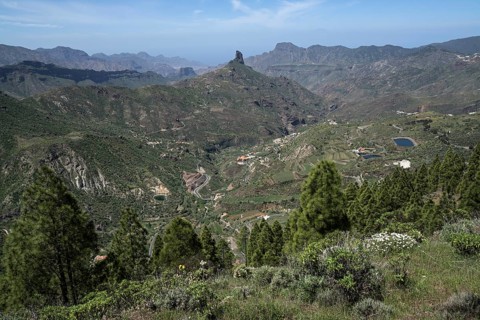View from Cruz de Tejeda to the mountains
