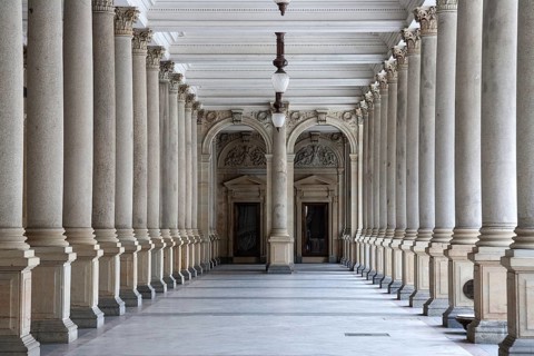 Mill Colonnade portico