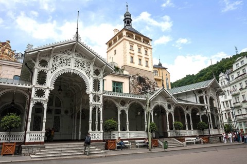 Market Colonnade in front of castle tower