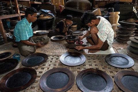 Manufacture of lacquerware