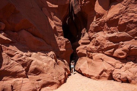 Southern entrance to Upper Antelope Canyon