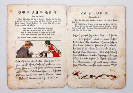 Old reading book in Sutterlin