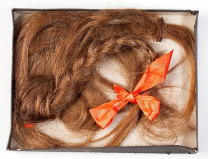 Hair plait in a box