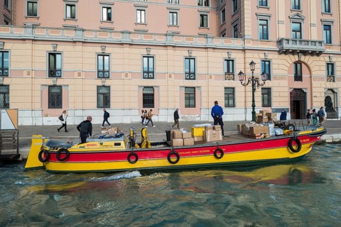 Mail boat
