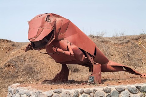 Dinosaurs statue from metal parts