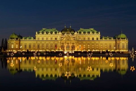 Christmas lights with Christmas Market in front of Belvedere Palace
