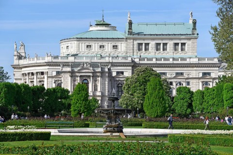 Volksgarten at Burgtheater