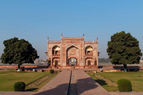 Gateway building