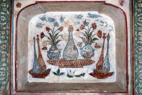 Wall niche with paintings