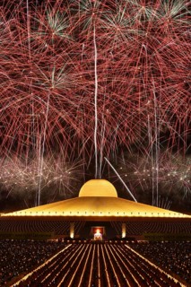 Fireworks at Wat Phra Dhammakaya