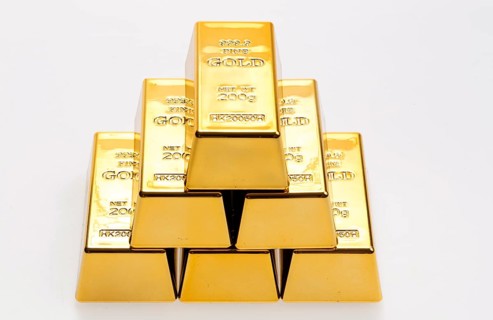 Pyramid of 200g gold bars