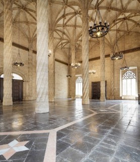 The Hall of Columns at the Silk Exchange