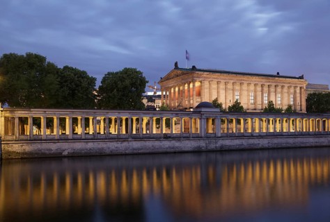 Alte Nationalgalerie and River Spree