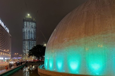 Hong Kong Space Museum and Salisbury Road at night