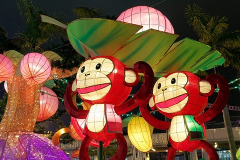 Monkey figures as lanterns