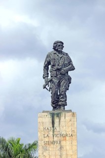Che Guevara statue