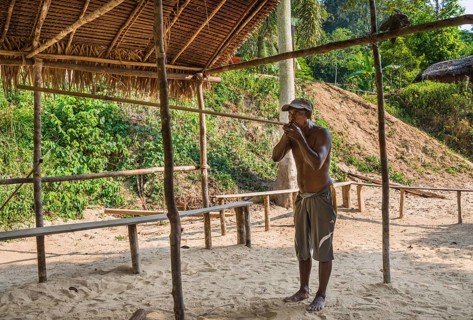Aboriginal Orang Asil man