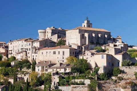 Historic centre with Renaissance castle