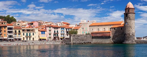 Historic centre with beach