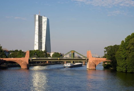 Alte Brucke bridge across river Main