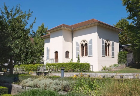 Hirsvogelsaal building in the Tucherschloss castle garden