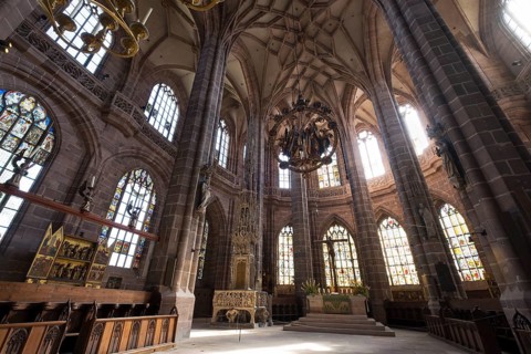 Chancel with angel's greeting by Veit Stoss