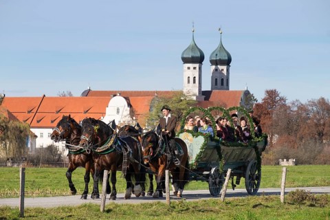 Leonhardi procession