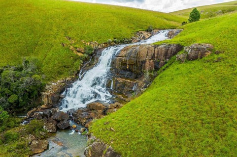 Waterfall at RN4 near Ankazosary