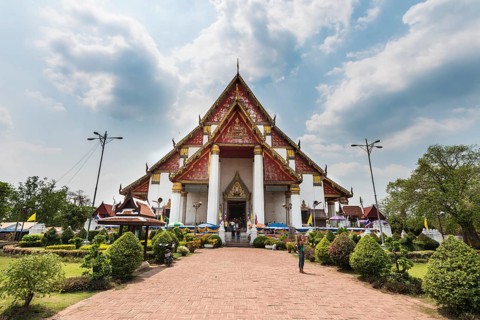 Buddhist Temple Chang Wat Phra