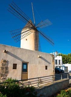 Historic windmill of Es Jonquet