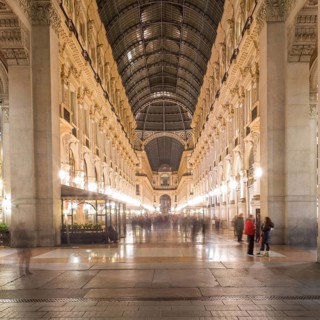 Galleria Vittorio Emanuele II at night