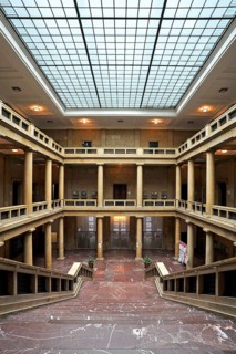 Entrance hall with staircase