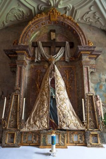 Altar of Mary in the parish church of St. Benedict