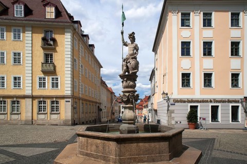 Georgsbrunnen fountain