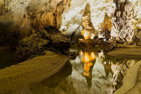 Phong Nha Cave