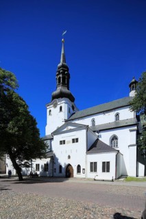 Dom Toomkirik in the Upper Town