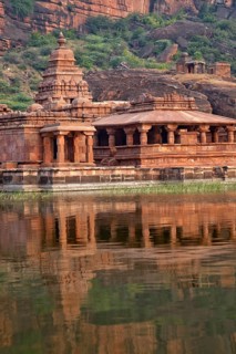 Bhuthanatha temple on lake Agastya