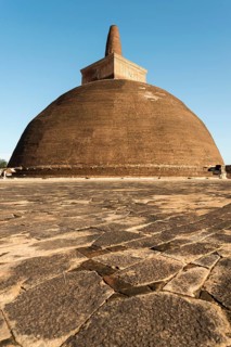 Abhayagiri Dagoba