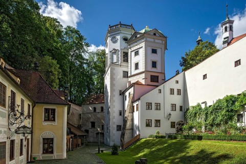 Lower Brunnenmeister House
