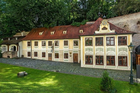 Lower Brunnenmeister House