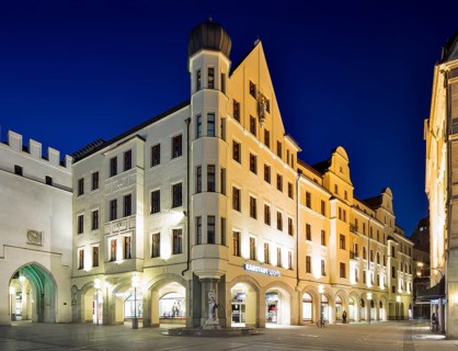 Oberpollinger shopping arcade